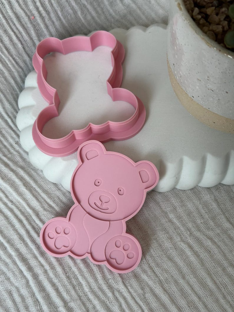Teddy Bear Embosser & Cutter