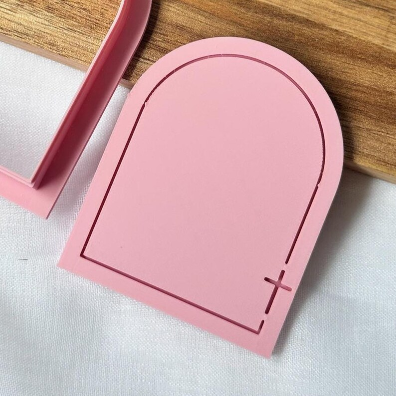 Arch with Cross Cookie Stamp & Cutter