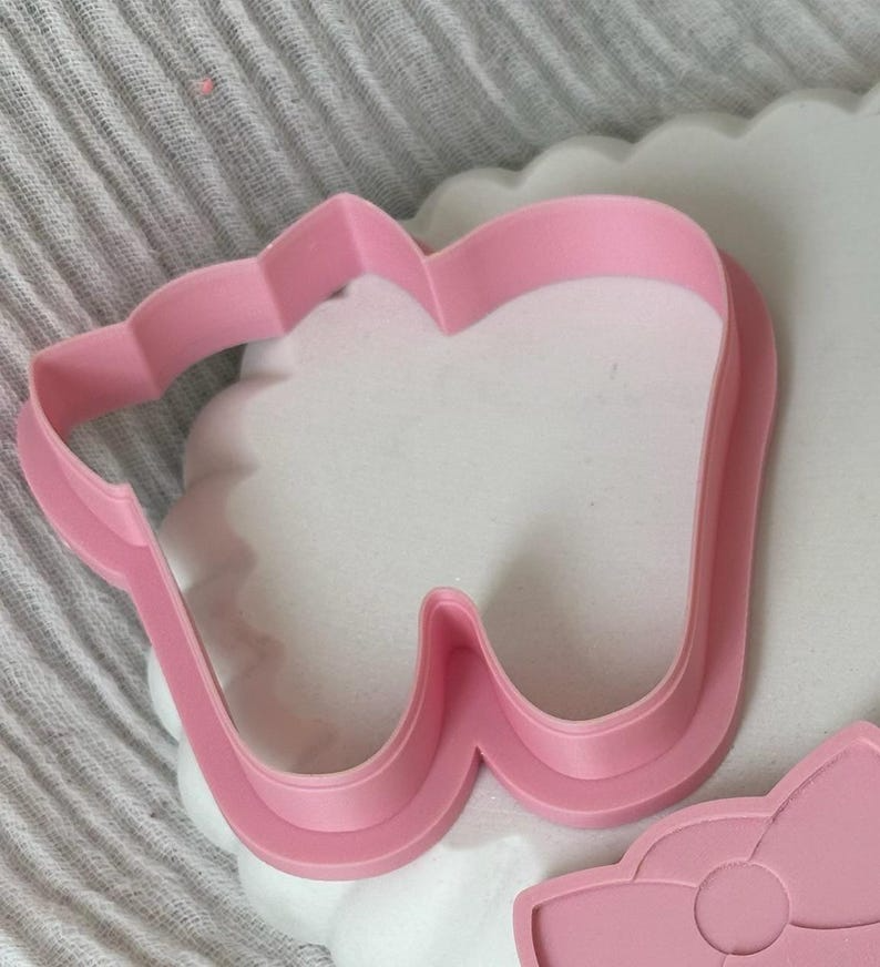 Girl Tooth Cookie Stamp & Cutter