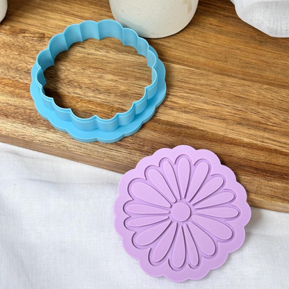 Daisy Cookie Stamp & Cutter