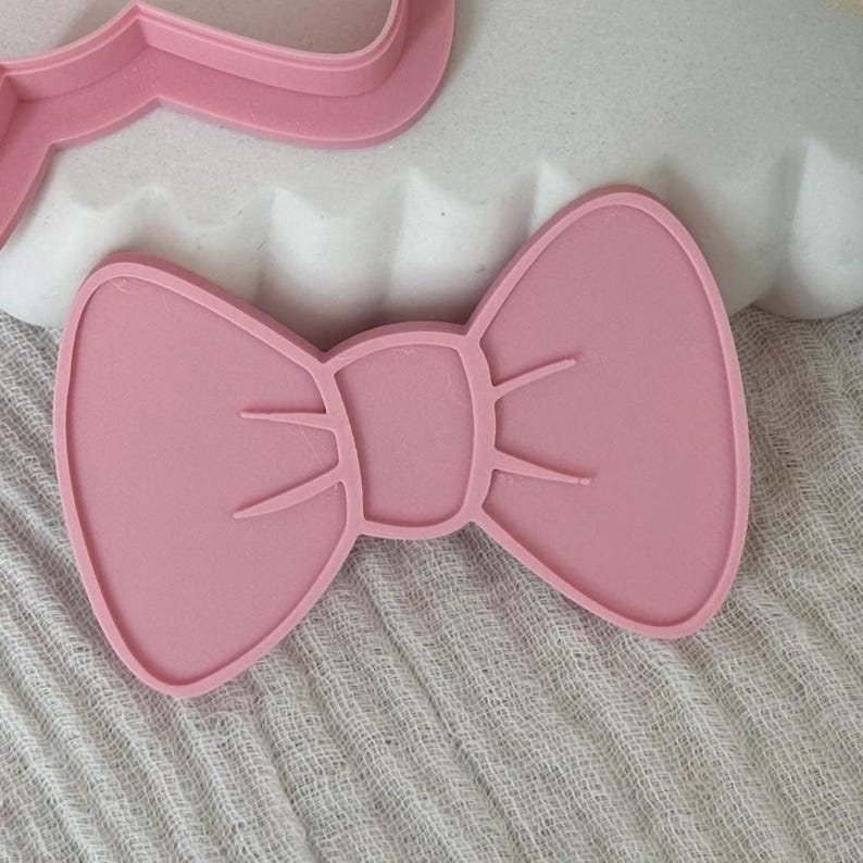 Bow Tie Cookie Stamp & Cutter
