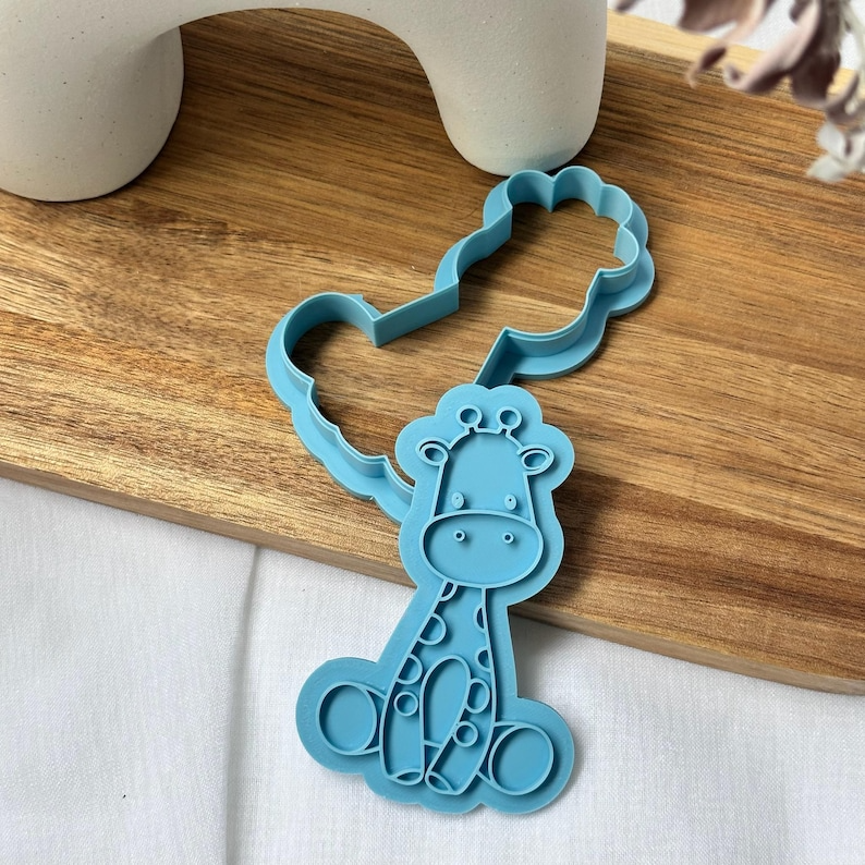 Giraffe Cookie Stamp & Cutter