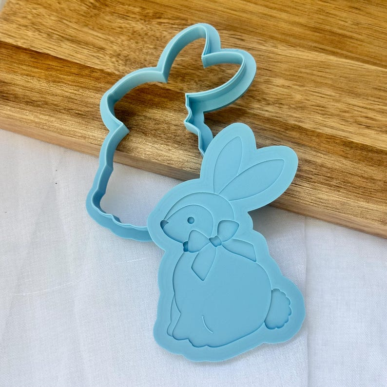 Bunny with Bow Cookie Stamp & Cutter