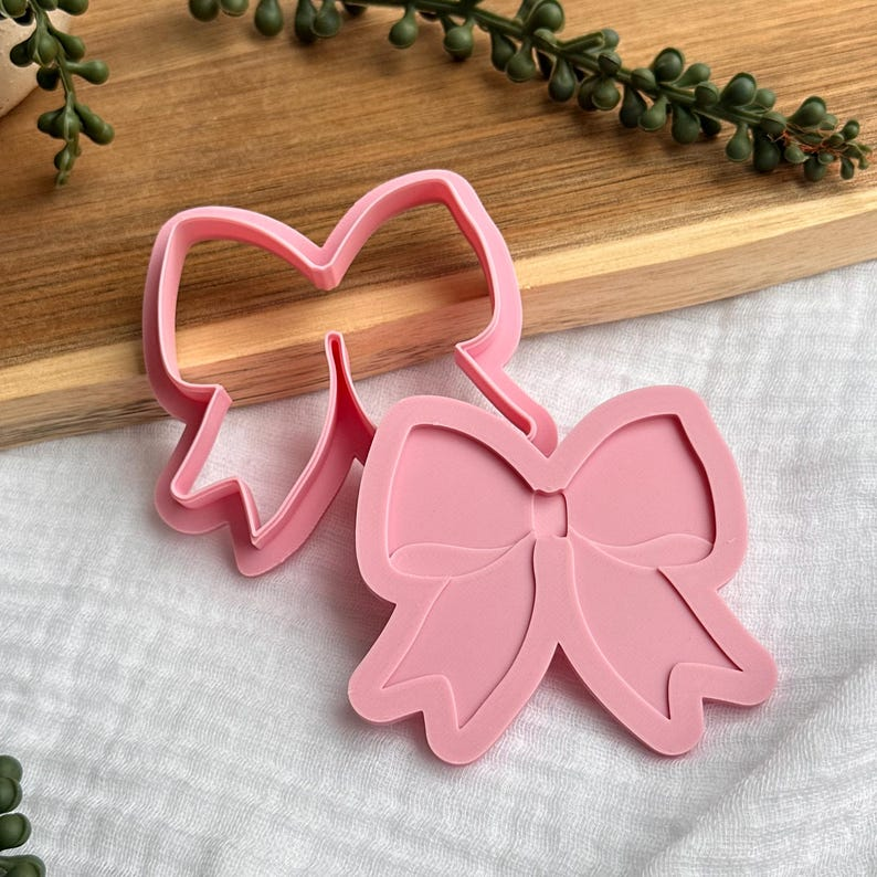 Simple Bow Cookie Stamp & Cutter Set