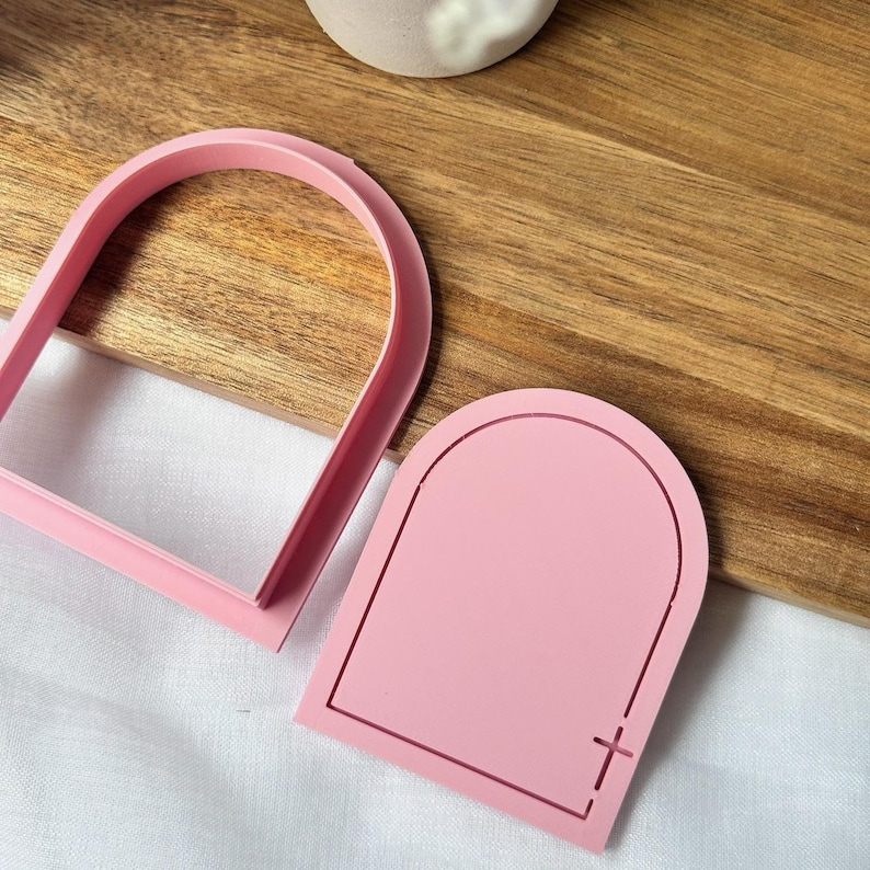 Arch with Cross Cookie Stamp & Cutter