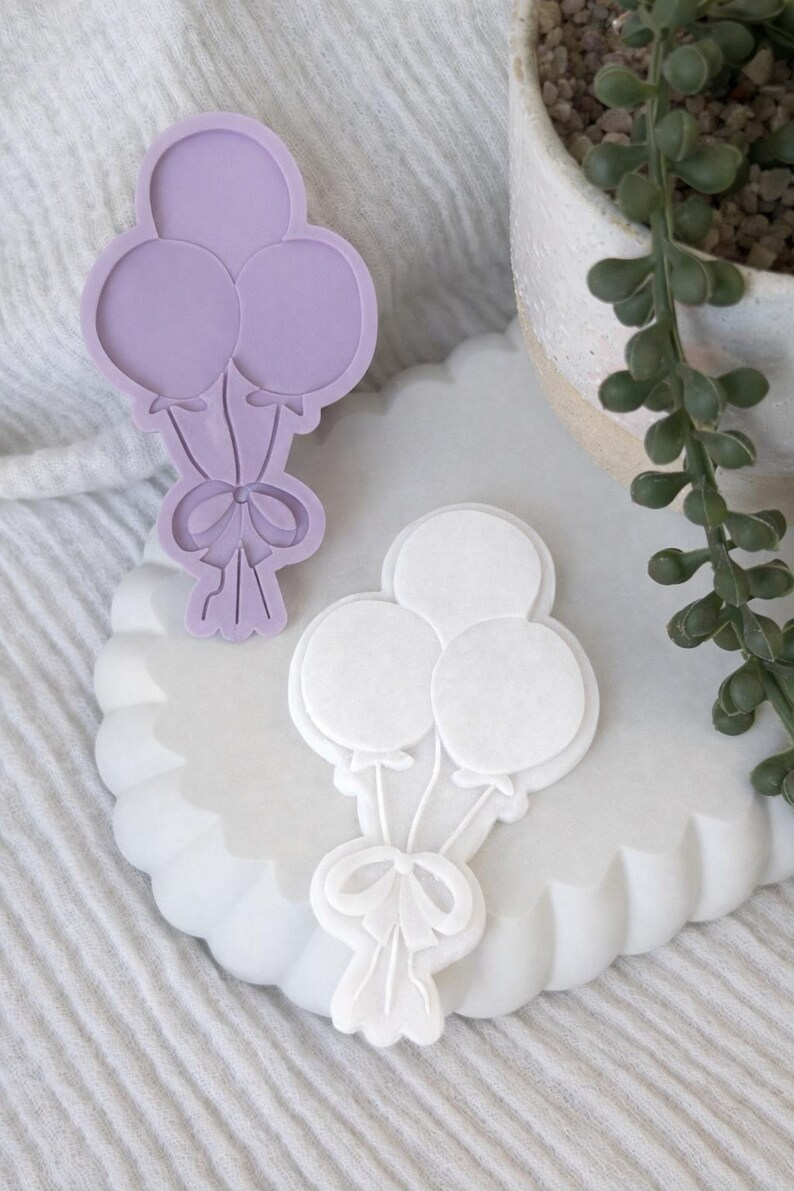 Bundle of Balloons Cookie Stamp & Cutter