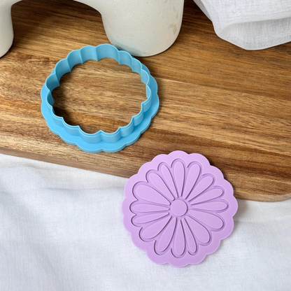 Daisy Cookie Stamp & Cutter